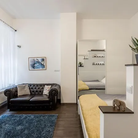 Stylish Downtown Apartman