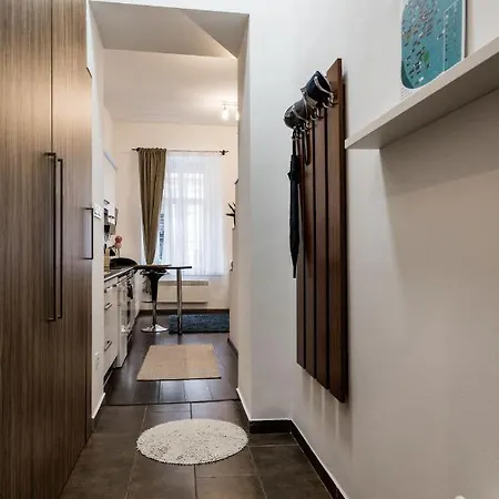 Stylish Downtown Apartment Budapest